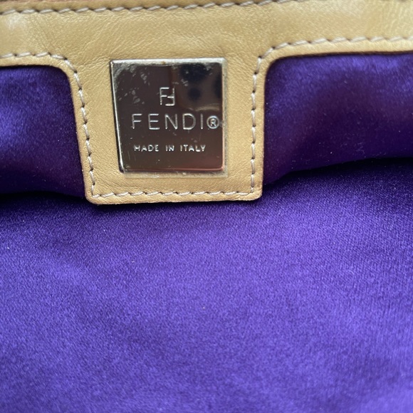 VINTAGE FENDI PURSE - Picture 5 of 7